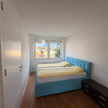 Breka Apartamento *